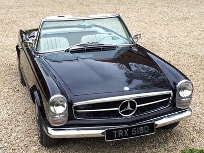 Lot 243 - 1966 Mercedes-Benz 230 SL Pagoda