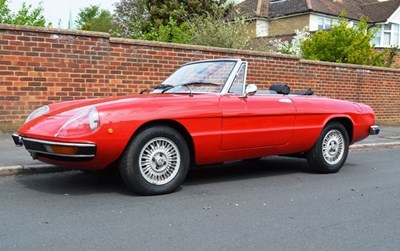 Lot 206 - 1976 Alfa Romeo 2000 Spider Veloce