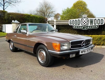 Lot 237 - 1976 Mercedes-Benz 350 SL Roadster