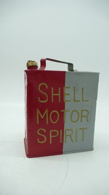 Lot 20 - A selection of motoring collectables