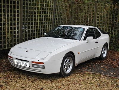 Lot 211 - 1986 Porsche  944 Turbo Coupé