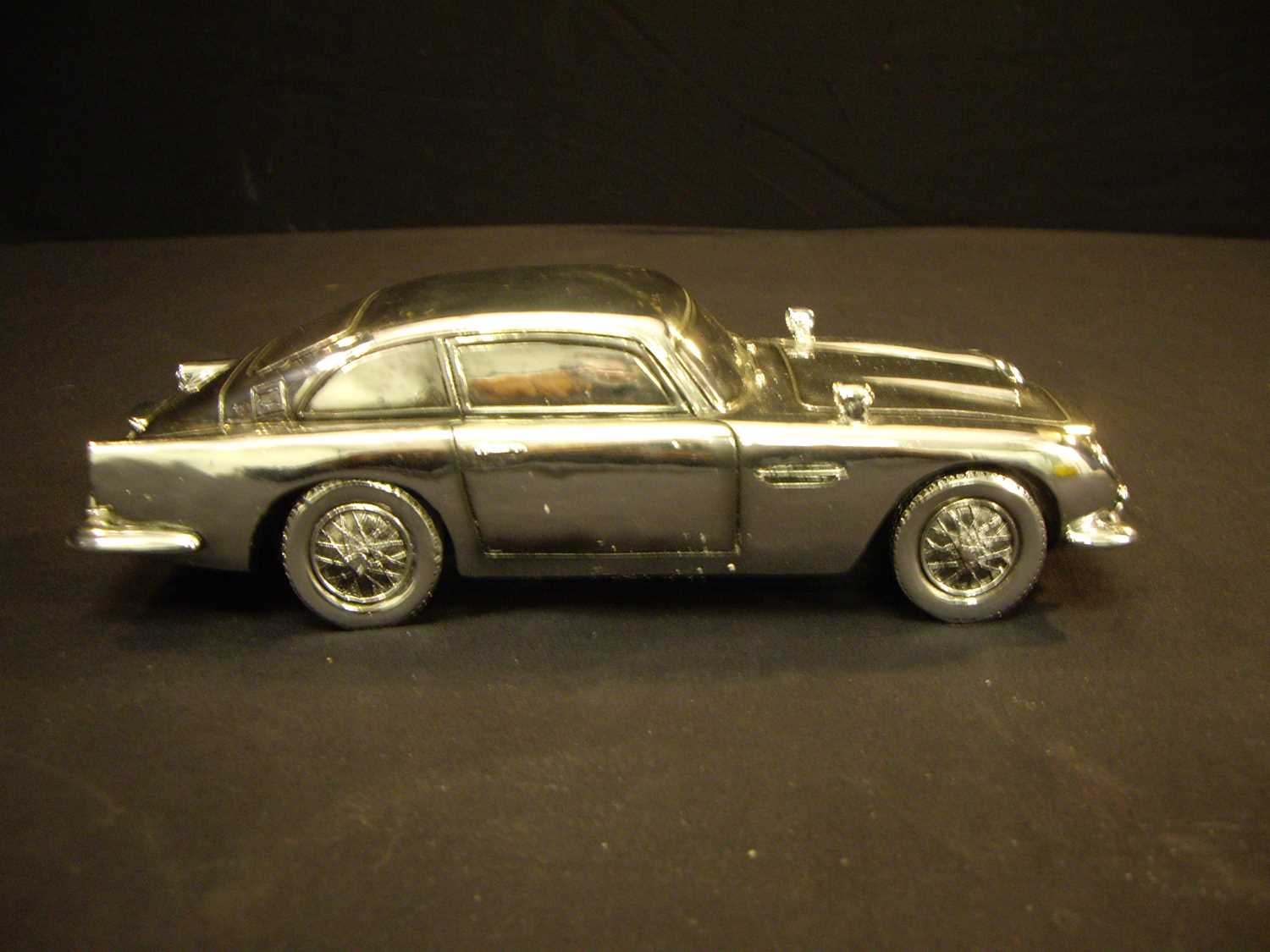 Click for high resolution Lot 14 - Honda Scooter