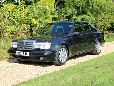 Lot 285 - 1992 Mercedes-Benz 500 E Saloon