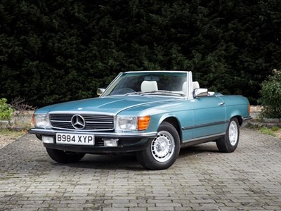 Lot 259 - 1985 Mercedes-Benz SL380