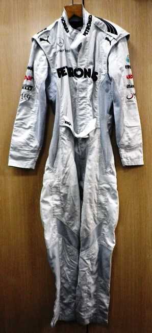 Click for high resolution Lot 83 - Mercedes-Benz