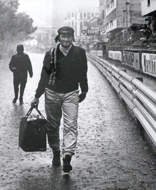 Click for high resolution Lot 89 - Graham Hill
