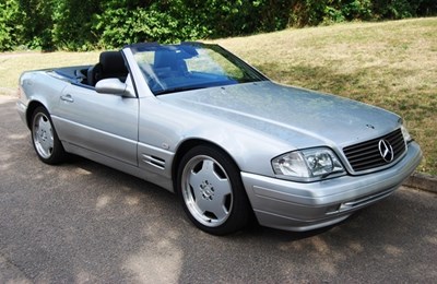 Lot 209 - 2000 Mercedes-Benz SL320