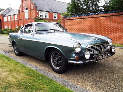 Lot 229 - 1971 Volvo P1800E