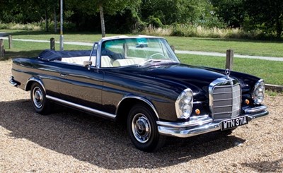 Lot 286 - 1964 Mercedes-Benz  220SE Cabriolet