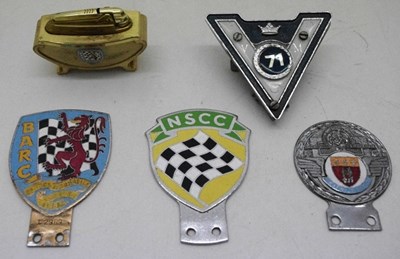 Lot 49 - Motoring badges