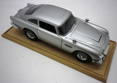 Lot 69 - 1/8 James Bond Aston Martin DB5
