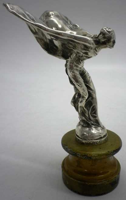 Click for high resolution Lot 89 - 'Spirit of Ecstasy' motor mascot