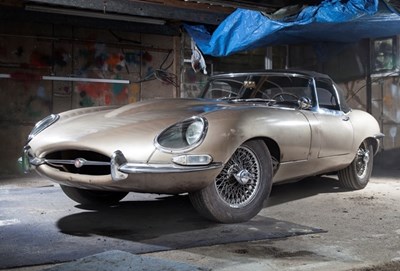 Lot 250 - 1963 Jaguar E-Type Series 1 Roadster