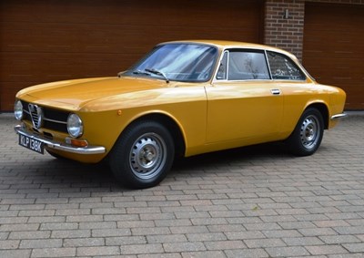 Lot 272 - 1971 Alfa Romeo 1300 GT Junior