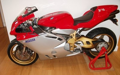 Lot 357 - 1999 MV Agusta 750 F4 ORO