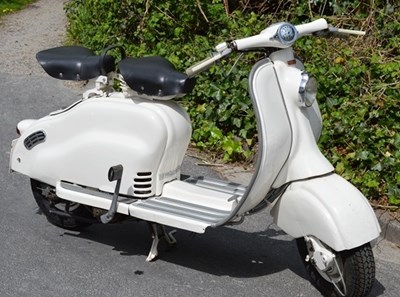 Lot 390 - 1957 Lambretta LD 125