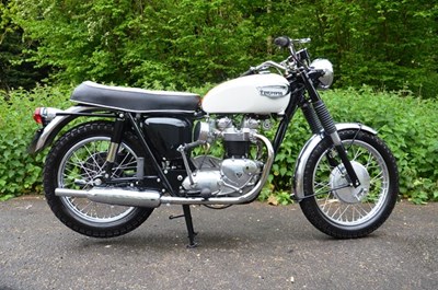 Lot 353 - 1965 Triumph T120R Bonneville