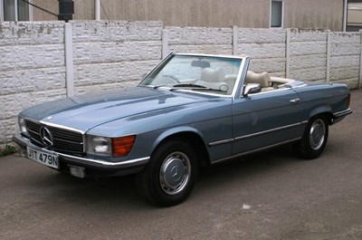 Lot 339 - 1975 Mercedes-Benz 450SL Roadster