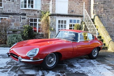 Lot 271 - 1964 Jaguar E-Type Series I Fixedhead Coupé