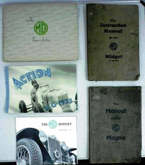 Lot 7 - 5 manuals and brochures