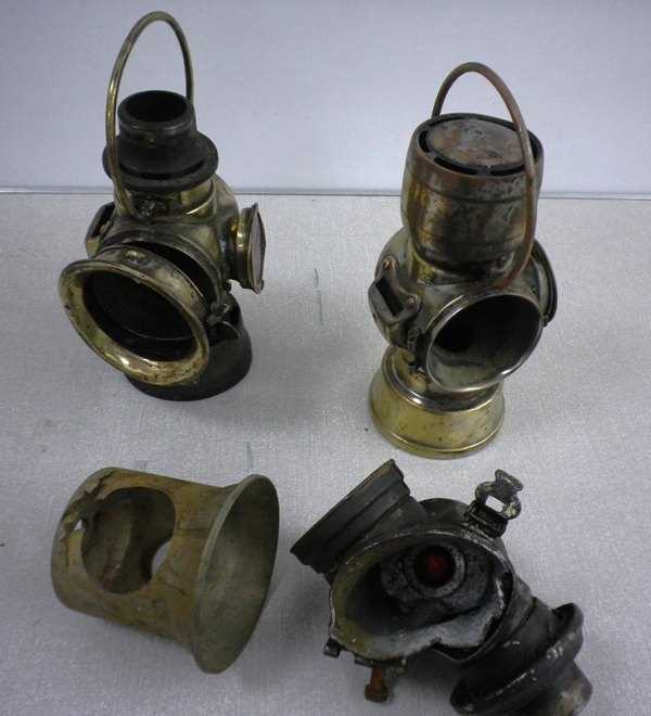 Lot 18 - Lucas oil lamp