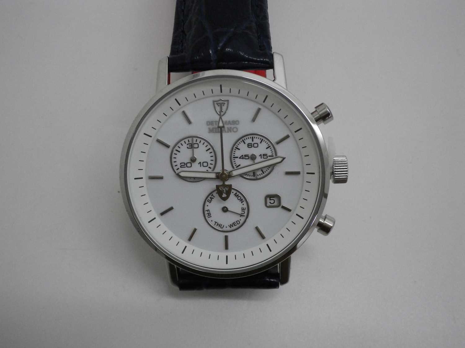 Lot 46 - De Tomaso Milano Watch