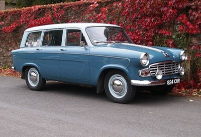 Lot 299 - 1961 Standard Vanguard Vignale Estate