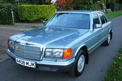 Lot 212 - 1984 Mercedes-Benz 380SE Saloon