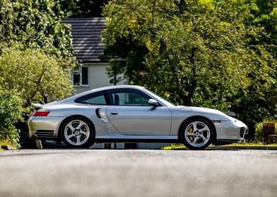 Lot 193 - 2004 Porsche 911/996 Turbo S ‘UK Press car’