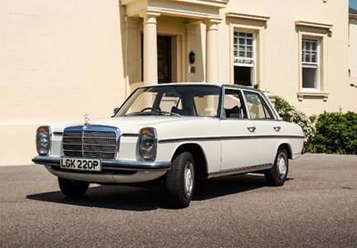 Lot 308 - 1975 Mercedes-Benz 200 Saloon