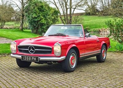 Lot 166 - 1965 Mercedes-Benz 230 SL Pagoda