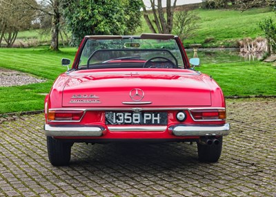 Lot 166 - 1965 Mercedes-Benz 230 SL Pagoda