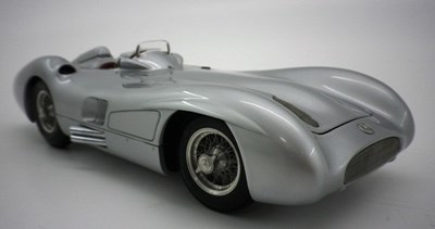 Lot 54 - Mercedes-Benz W196 streamliner model