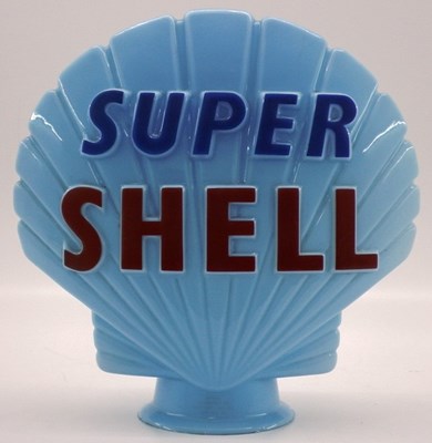 Lot 81 - A Shell petrol globe