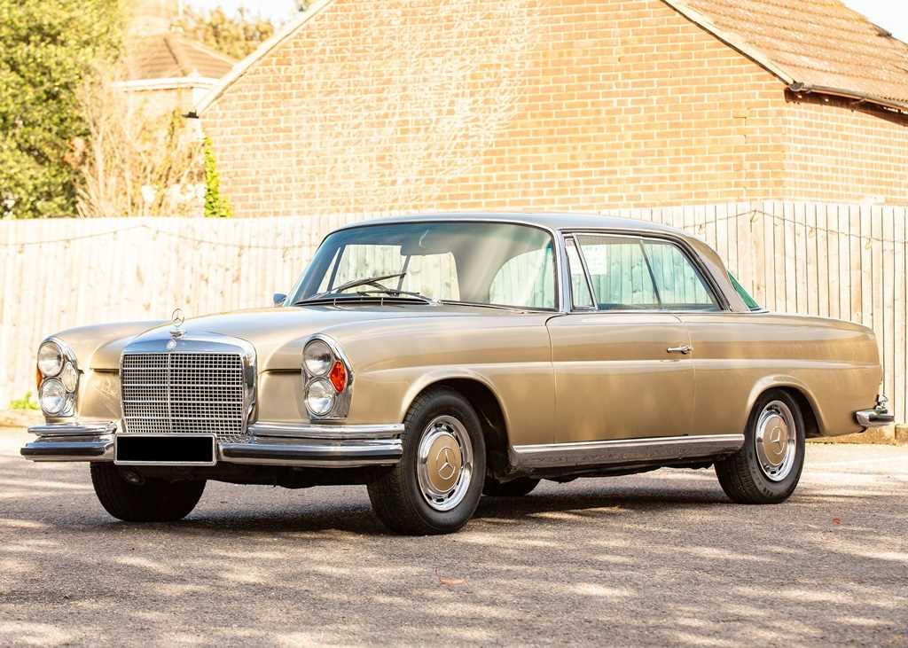 Click for high resolution Lot 170 - 1971 Mercedes-Benz  280 SE Coupé (3.5 litre)