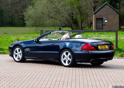 Lot 235 - 2003 Mercedes-Benz SL600