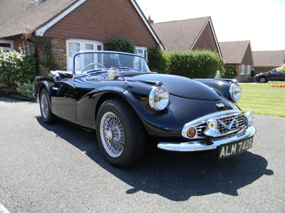 Lot 275 - 1964 Daimler SP250 Dart