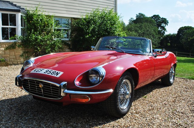 Lot 323 - 1973 Jaguar E-Type Series III Roadster