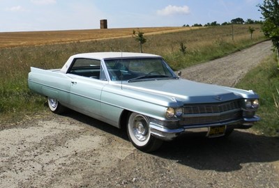 Lot 296 - 1964 Cadillac Coupé de Ville