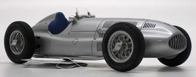 W165 Lot 60 - Mercedes-Benz W165