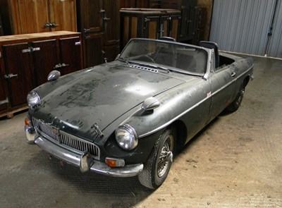 Lot 365 - 1963 MG B Roadster