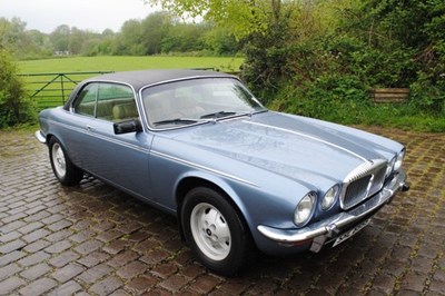 Lot 451 - 1987 Daimler Double Six Coupé