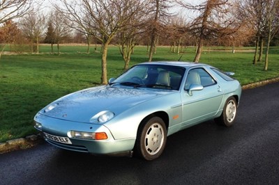 Lot 215 - 1987 Porsche 928 S4