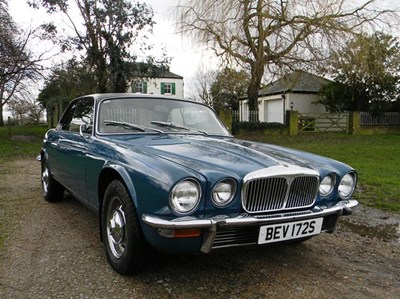 Lot 228 - 1977 Daimler Sovereign Coupé