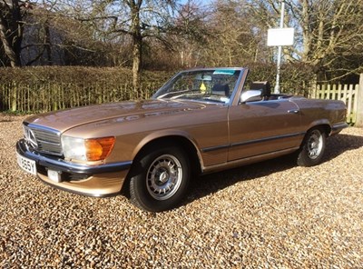 Lot 293 - 1983 Mercedes-Benz 500SL Roadster