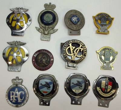 Lot 010 - Collection of motoring badges
