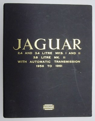 Lot 034 - Jaguar handbooks & workshop manual