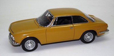 Lot 078 - 1/18 scale model cars