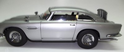 Lot 125 - James Bond’s Aston Martin DB5 model