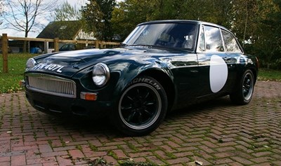 Lot 240 - 1972 MG  BGT V8 Sebring Recreation